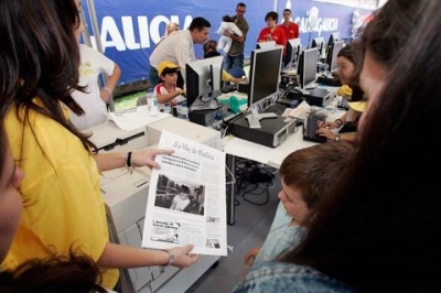 El espíritu periodista invade la zona Prensa-Escuela de la fiesta